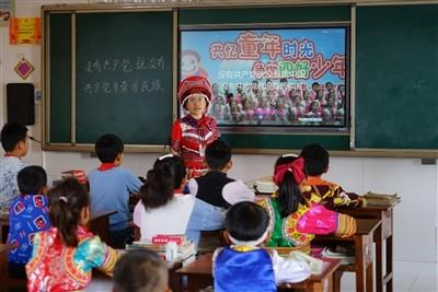 高龄女星生娃痛楚：大S癫痫发作，霍思燕大出血，章子怡涨奶